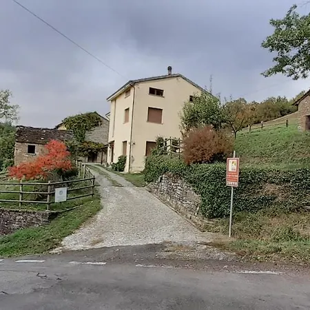 La Vigna Di San Pietro بورجو فال دي تارو