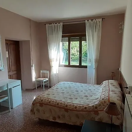 مزرعة للإقامة La Vigna Di San Pietro *